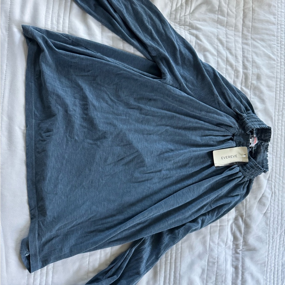 Evereve Sundry Ocean Blue Smocked Top
